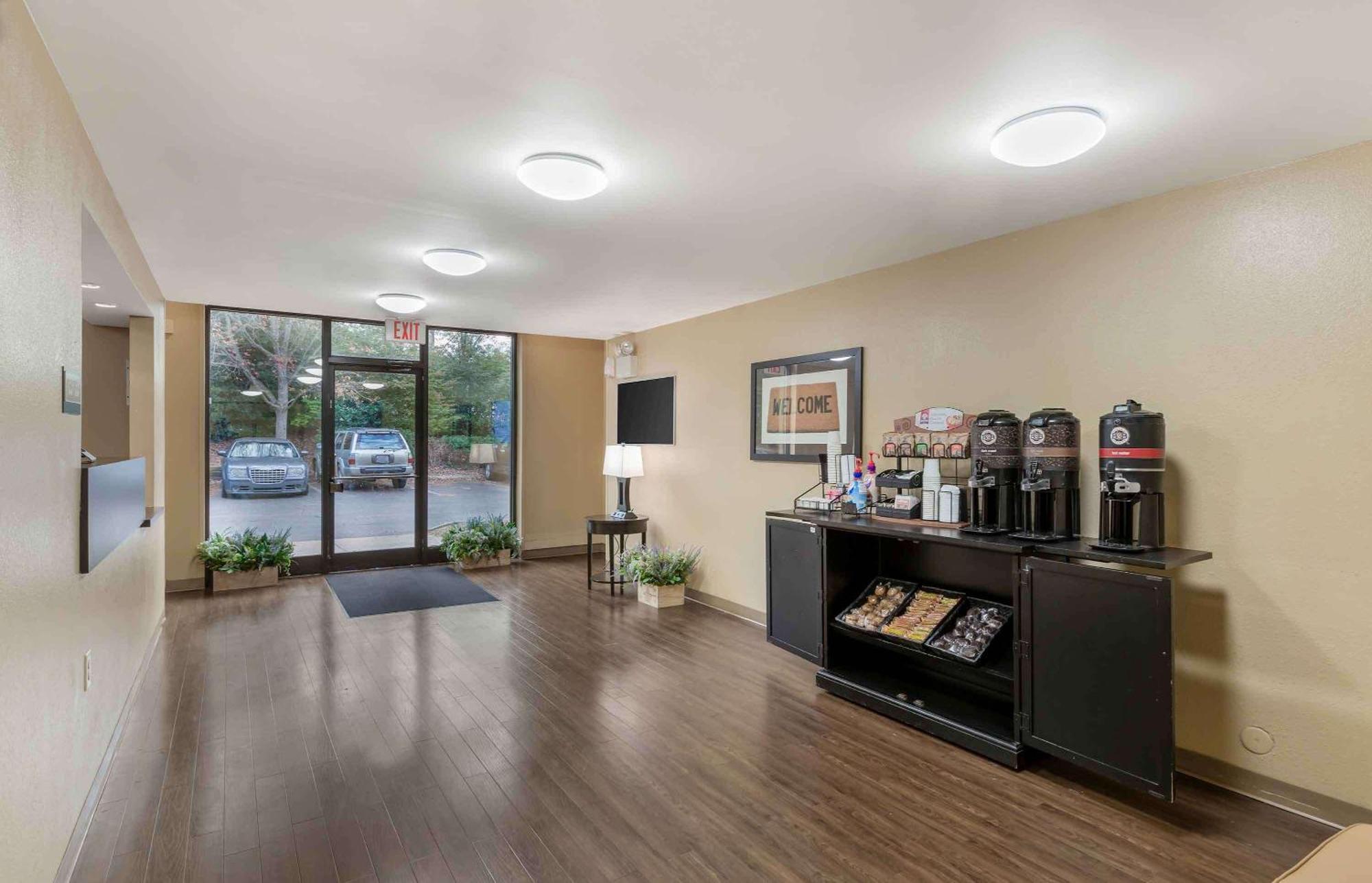 Extended Stay America Suites - Raleigh - North Raleigh - Wake Towne Dr Exterior foto