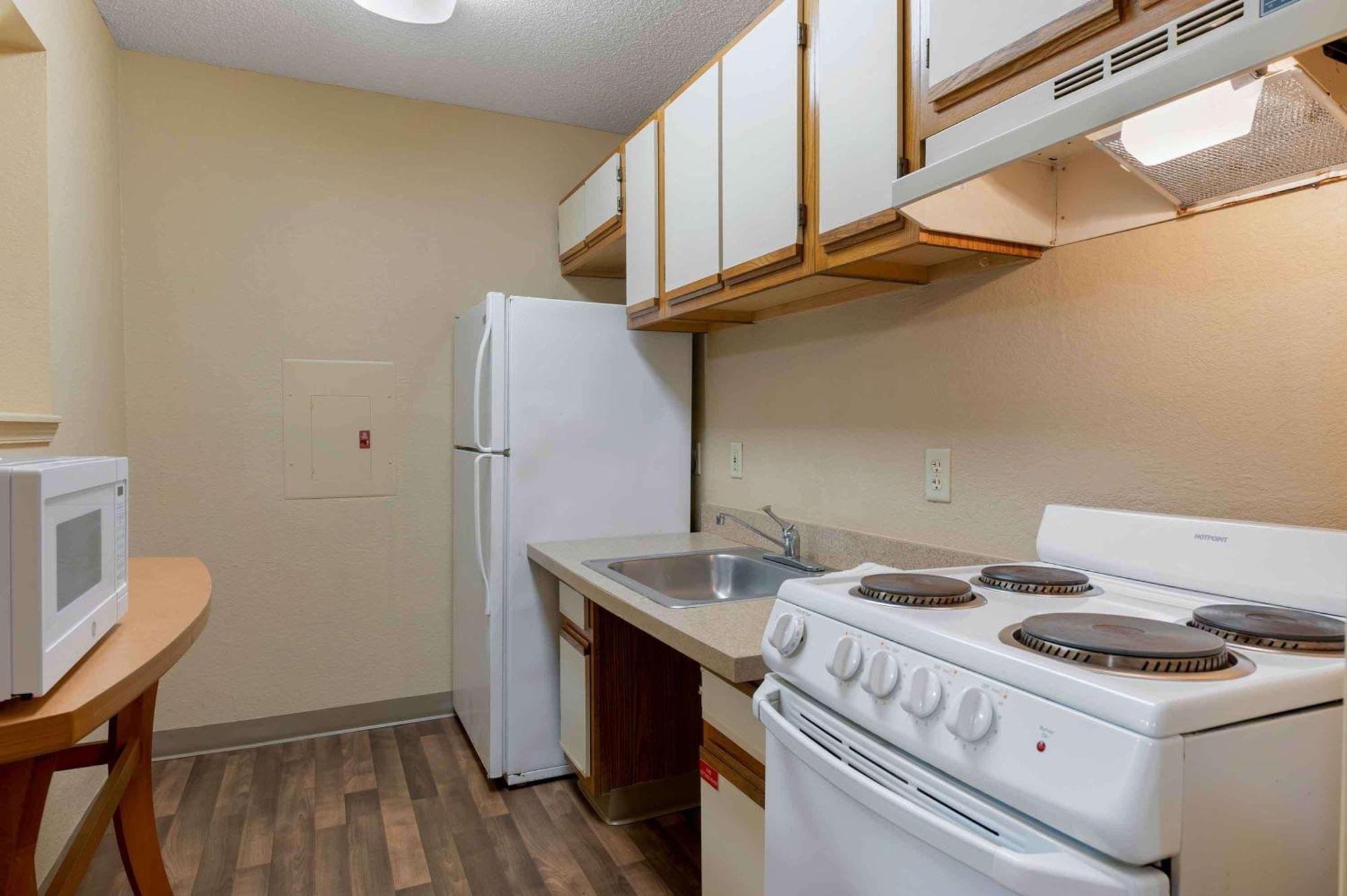 Extended Stay America Suites - Raleigh - North Raleigh - Wake Towne Dr Exterior foto